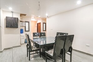 Dining - Fabhotel Silver Stone Inn (Lucknow)
