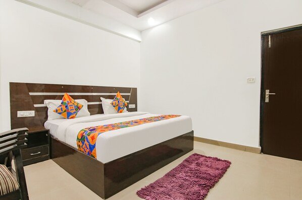 Deluxe Room | Egyptian cotton sheets, premium bedding, in-room safe, free WiFi