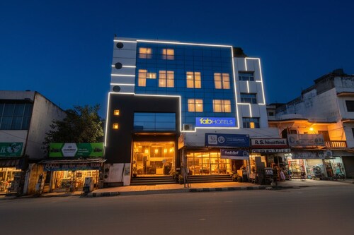 Fabhotel Ps International