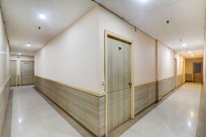 Lobby - Fabhotel Ps International (Lucknow)