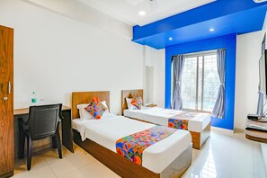 Egyptian cotton sheets, premium bedding, in-room safe, free WiFi