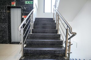 Lobby - Fabhotel 24 Baner (Pune)