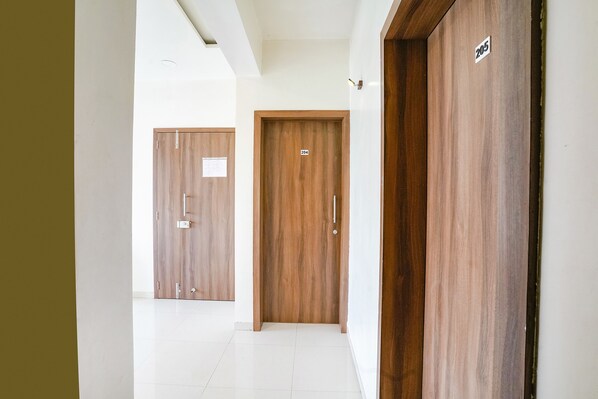 Lobby - Fabhotel 24 Baner (Pune)