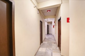 Lobby - FabHotel Kanha Classic (Kanpur)