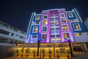 Exterior - FabHotel Golden Leaf (Paud)