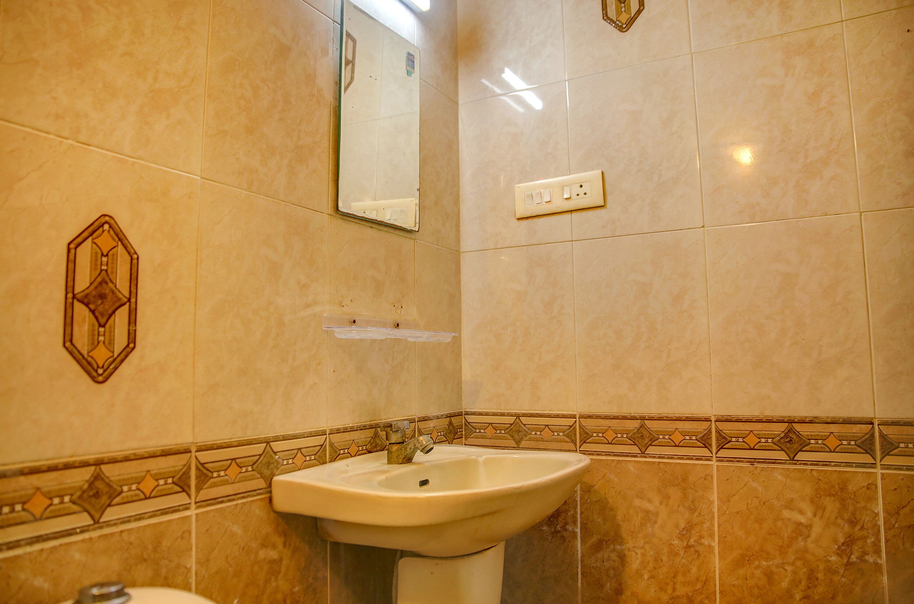 FabHotel Hibiscus Stays