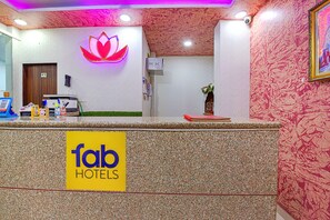 Reception - Fabhotel The Lotus (Jaipur)
