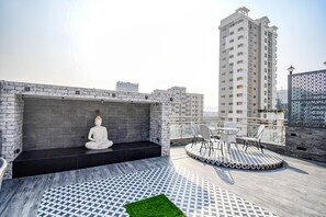 Rooftop terrace - Fabhotel Prime Jalsa (Barasat)