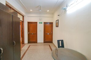 Lobby - FabHotel SKS Excel Inn I (Gurugram)