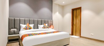 Fabhotel Prime K9 Grand