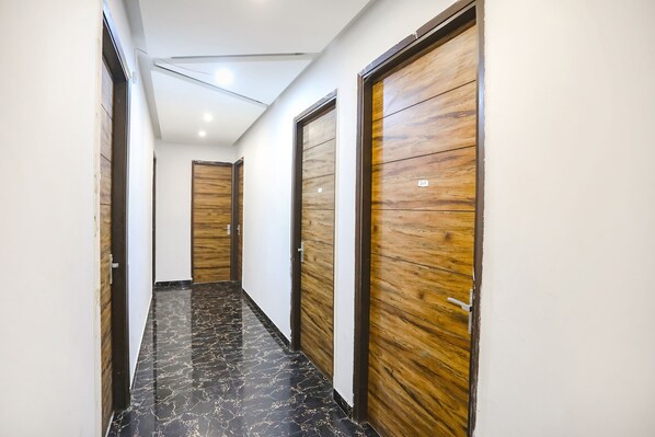 Lobby - Fabhotel F9 Sector 19 (Noida)