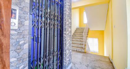 Fabhotel New Dream Palace