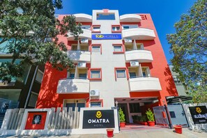 مدخل المنشأة