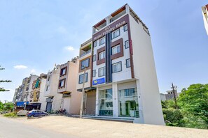 Exterior - Fabhotel Infinity Blue (Udaipur)