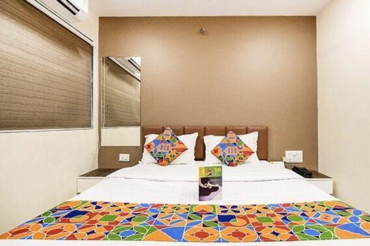 Deluxe Room | Egyptian cotton sheets, premium bedding, in-room safe, free WiFi