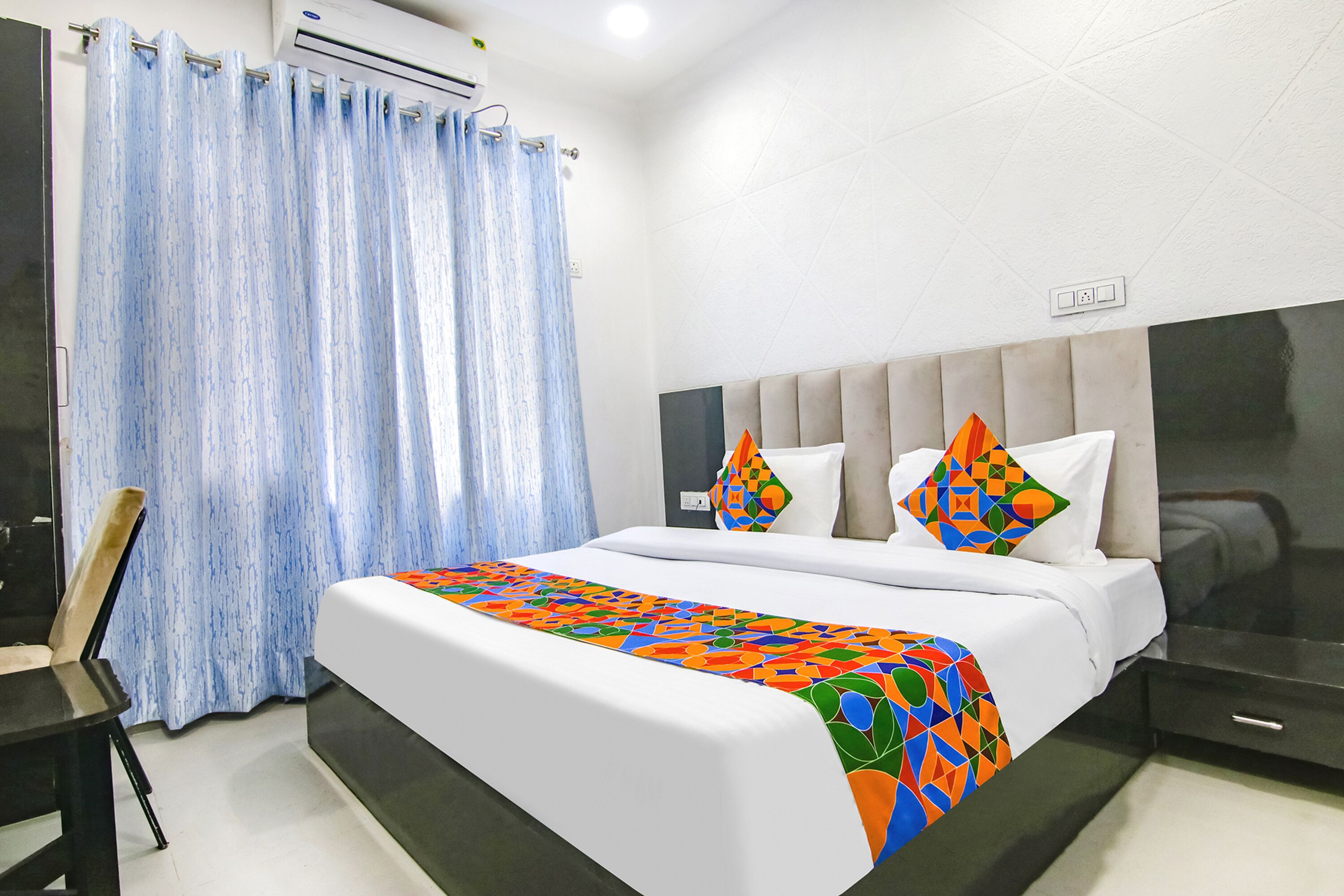 Fabhotel Golden Gate