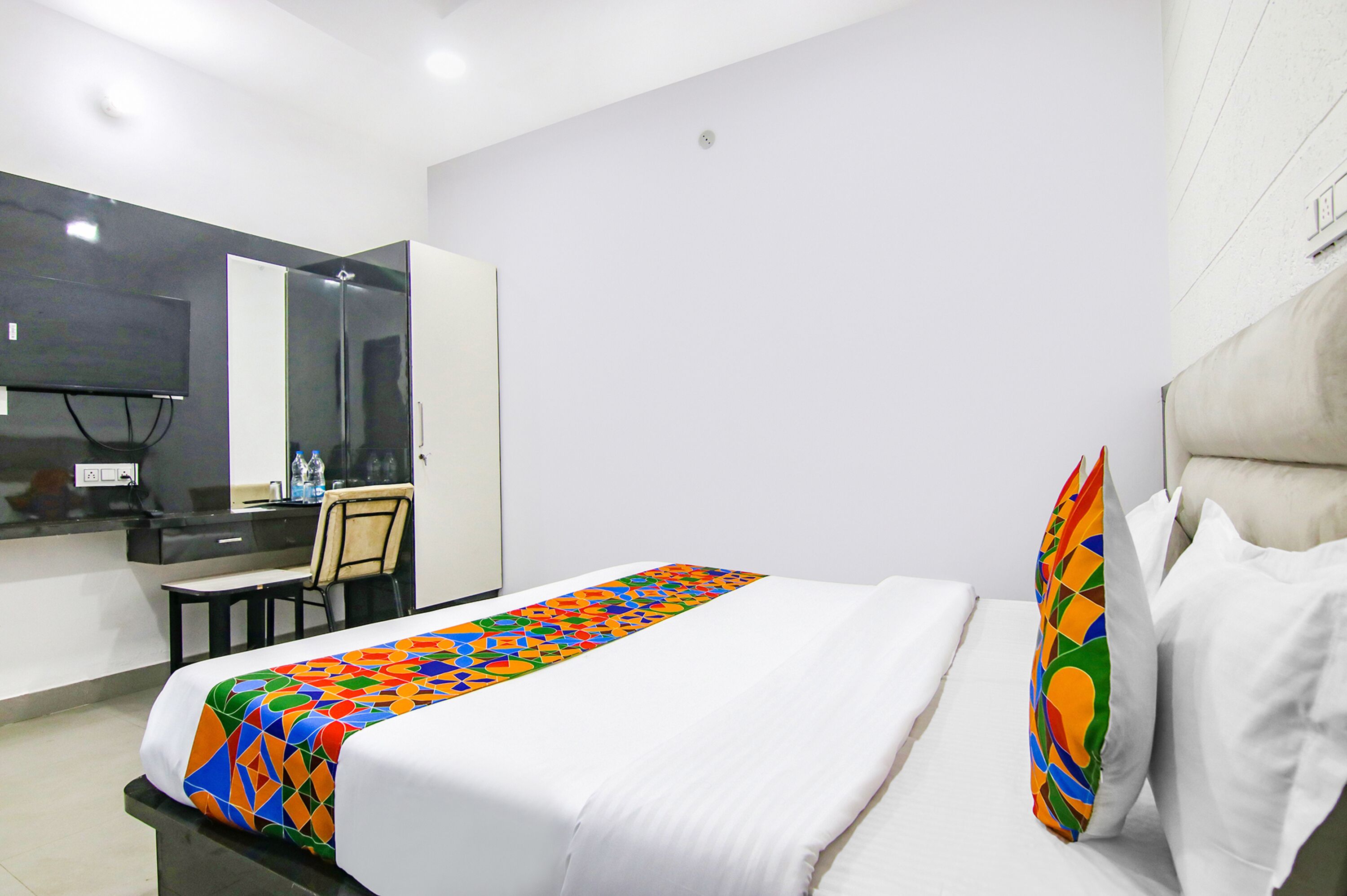 Fabhotel Golden Gate