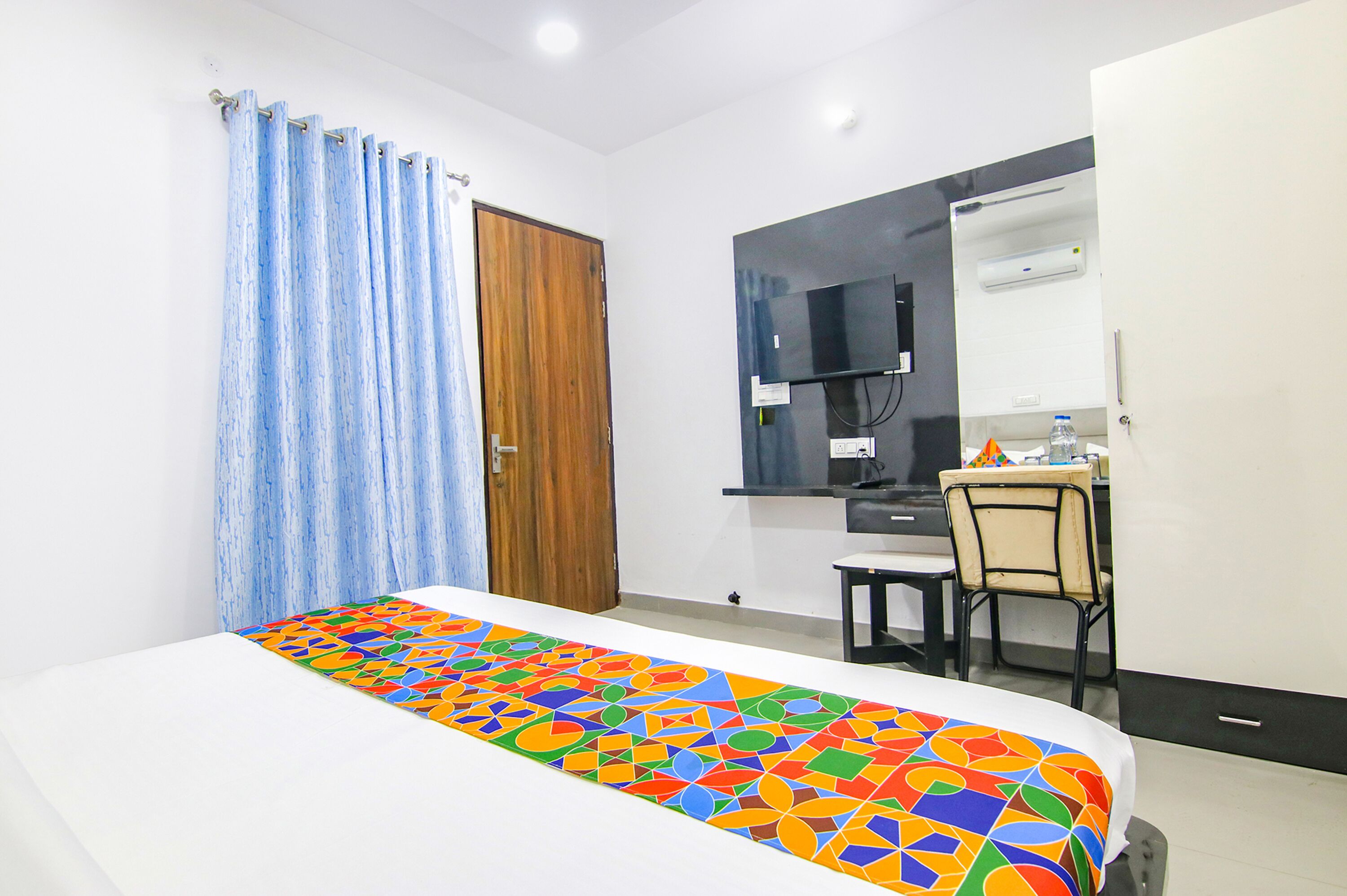 Fabhotel Golden Gate