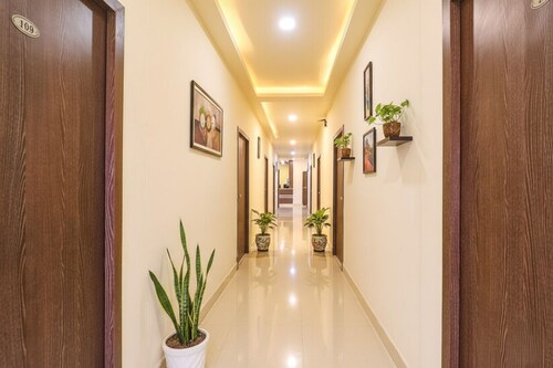 Via Airport Stay Inn