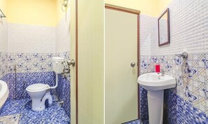 Deluxe Room | Bathroom | Shower, rainfall showerhead, free toiletries, towels - Via Airport Stay Inn (Hyderabad)