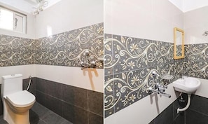 Shower, rainfall showerhead, free toiletries, towels