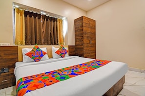 Executive Room | Egyptian cotton sheets, premium bedding, in-room safe, free WiFi