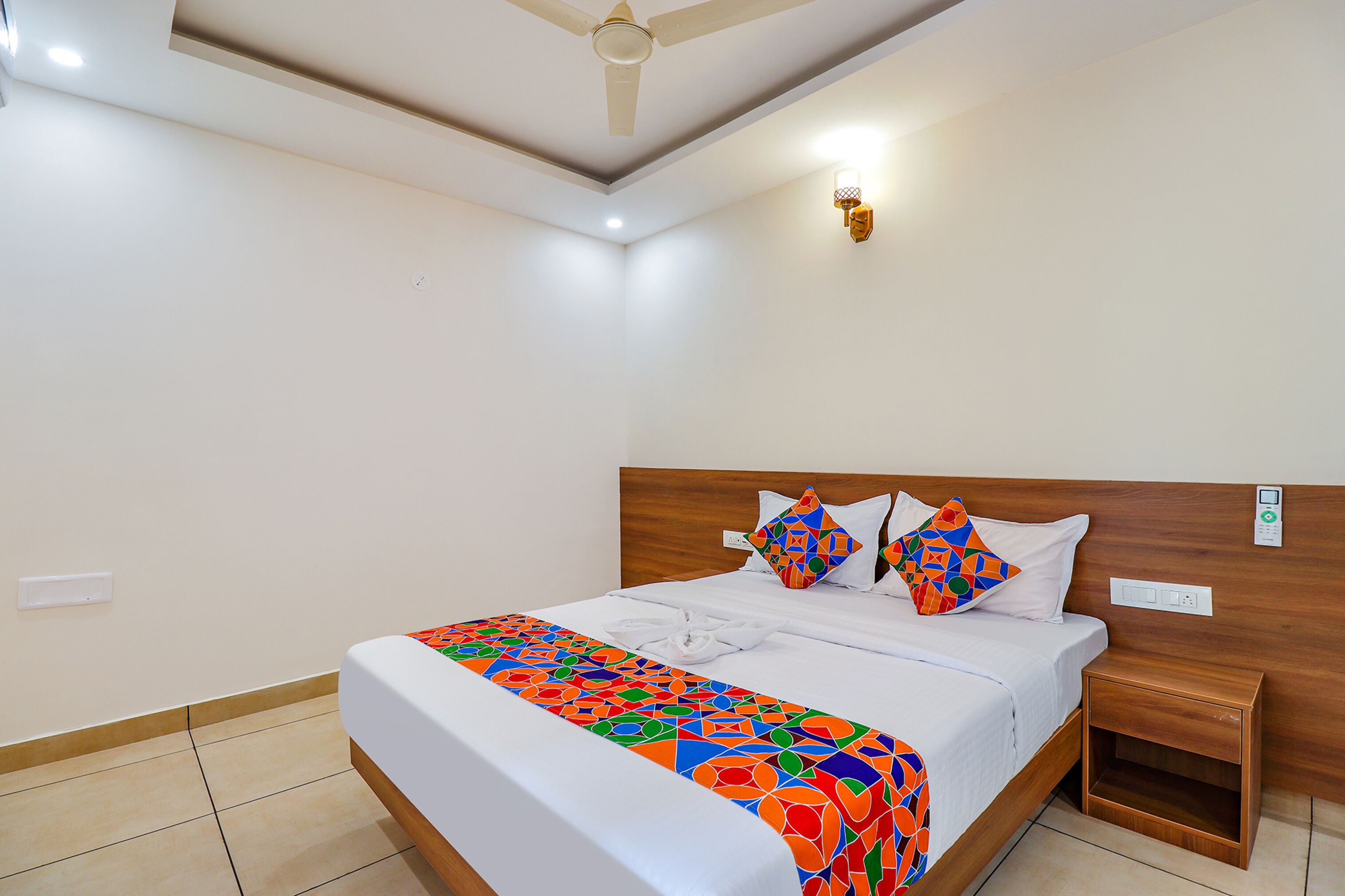 egyptian cotton sheets, premium bedding, in-room safe, free wifi