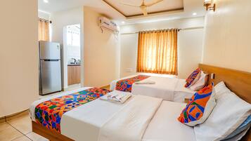 Egyptian cotton sheets, premium bedding, in-room safe, free WiFi