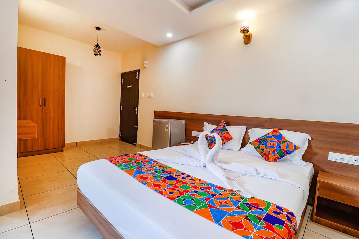 egyptian cotton sheets, premium bedding, in-room safe, free wifi