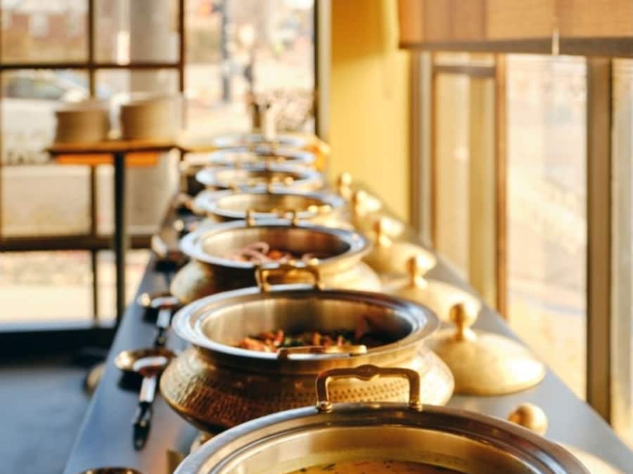 Petit déjeuner continental servi tous les jours en supplément