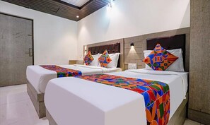 Familiekamer | Lakens van Egyptisch katoen, luxe beddengoed, een kluis op de kamer