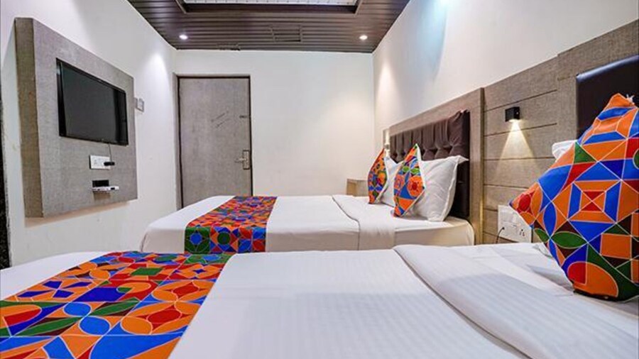 Fabhotel New Prince Palace