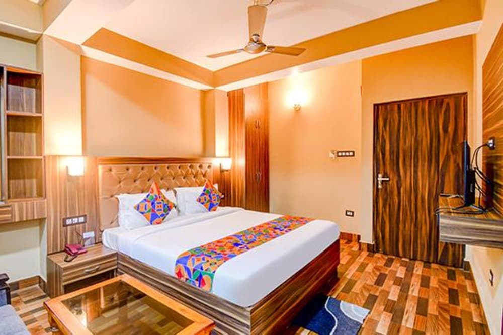 Fabhotel Rikhila'S Regency