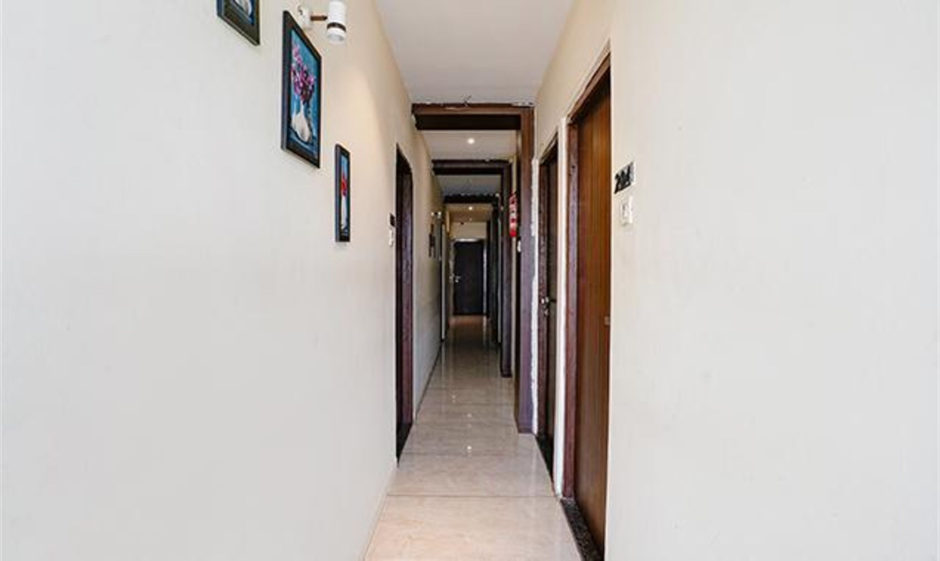 Photo - FabExpress Emerald Inn