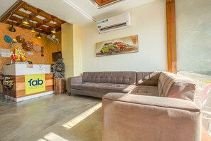 Reception - Fabhotel Stevia (Dera Bassi)