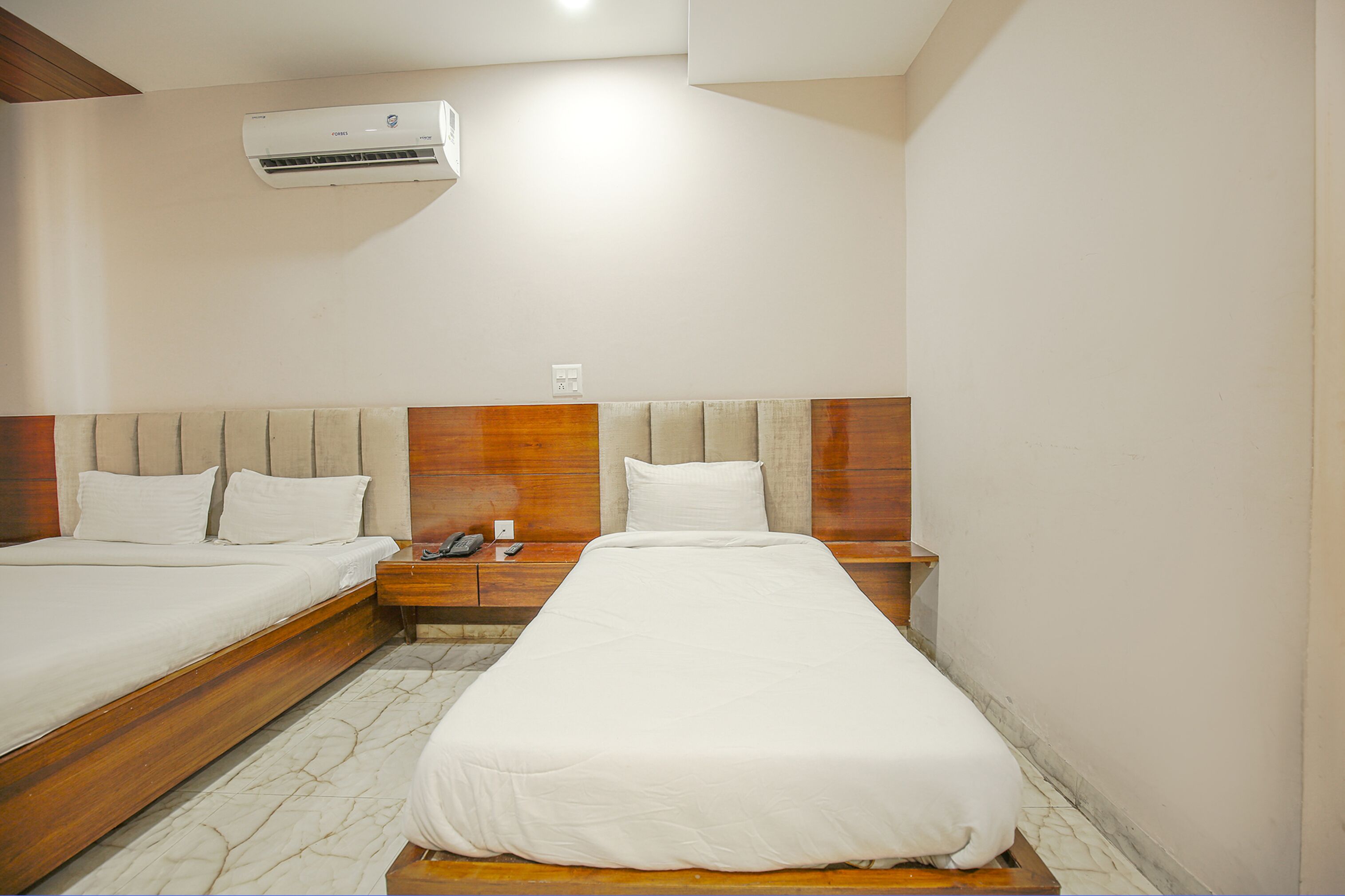 egyptian cotton sheets, premium bedding, in-room safe, free wifi