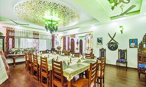 Restaurant - Fabhotel Shree Villas (Jaipur)