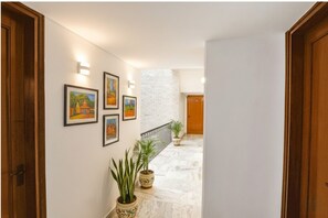 Lobby - FabHotel Goodwill Homes (New Delhi)