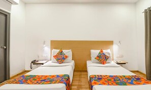 Egyptian cotton sheets, premium bedding, in-room safe, free WiFi - FabExpress Room Stories (Bengaluru)