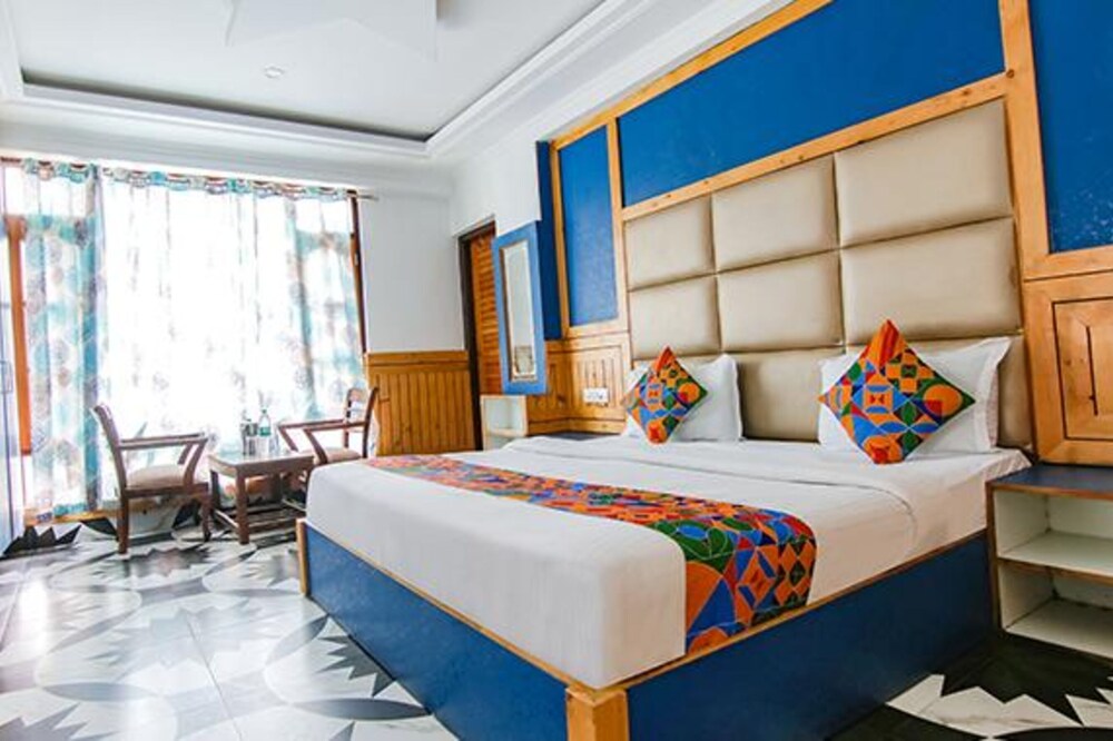 Fabhotel Rosewood Inn I