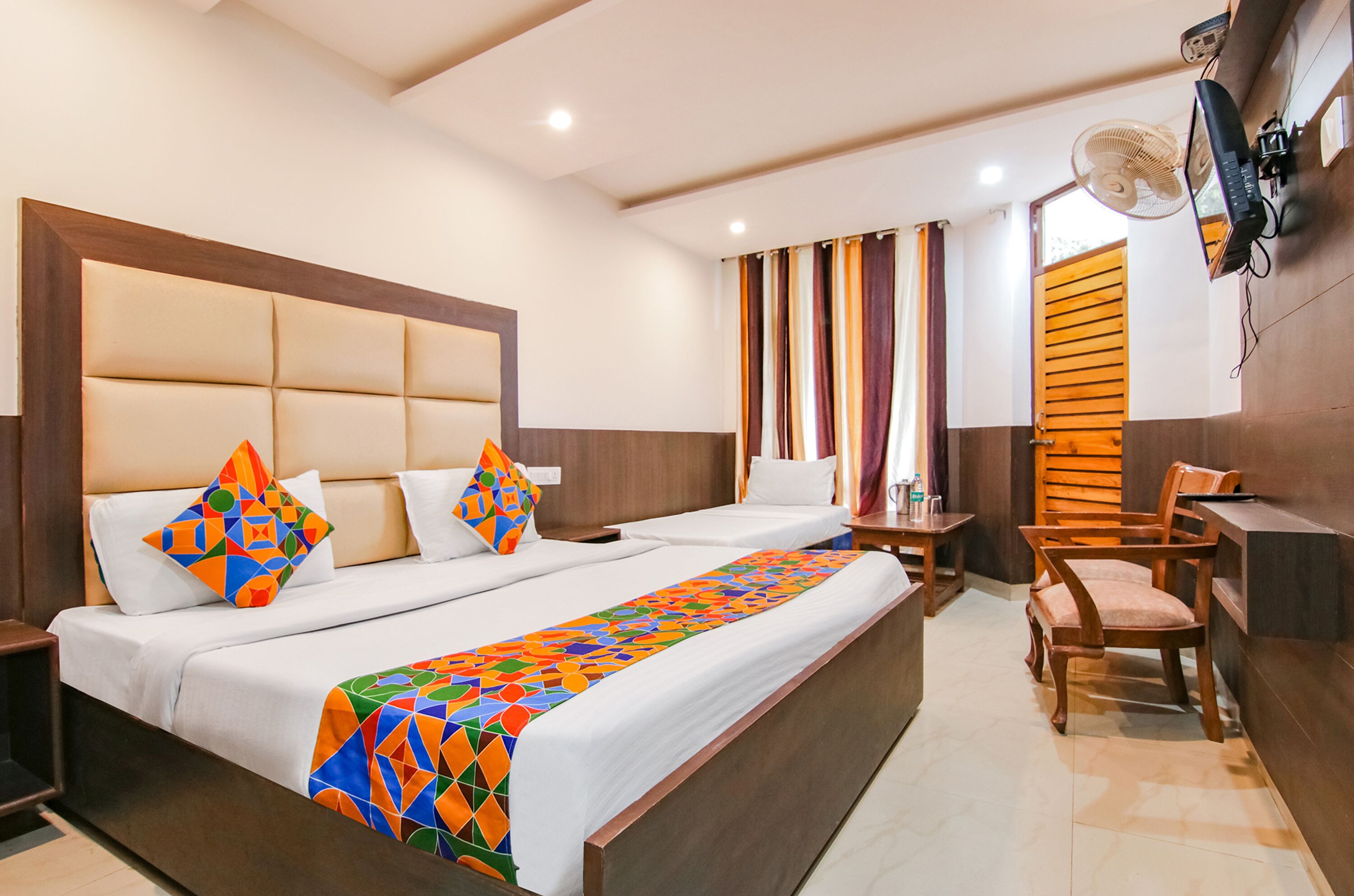 Fabhotel Rosewood Inn I