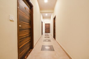 Lobby - Fabexpress Aloft (Jaipur)