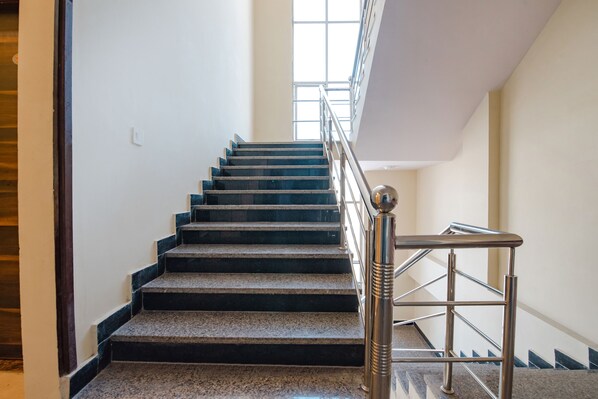 Lobby - Fabexpress Aloft (Jaipur)