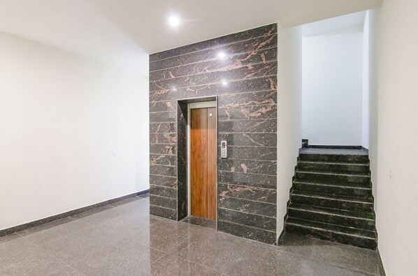 Elevator
