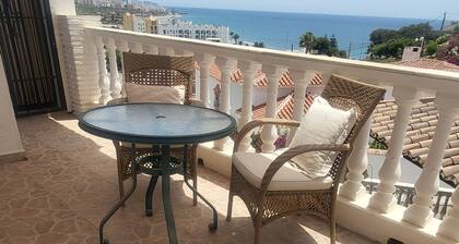 Villa - Casa del Sol! Detached villa with pool, outdoor terraces near the beach!