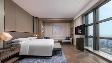 Club Suite, 1 King Bed, Lake View, Corner | 1 bedroom, down comforters, minibar, in-room safe