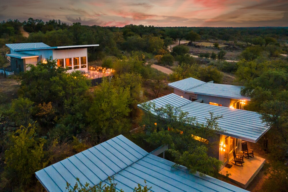 Lazo House - A Riverfront Retreat