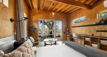 Lazo House - A Riverfront Retreat