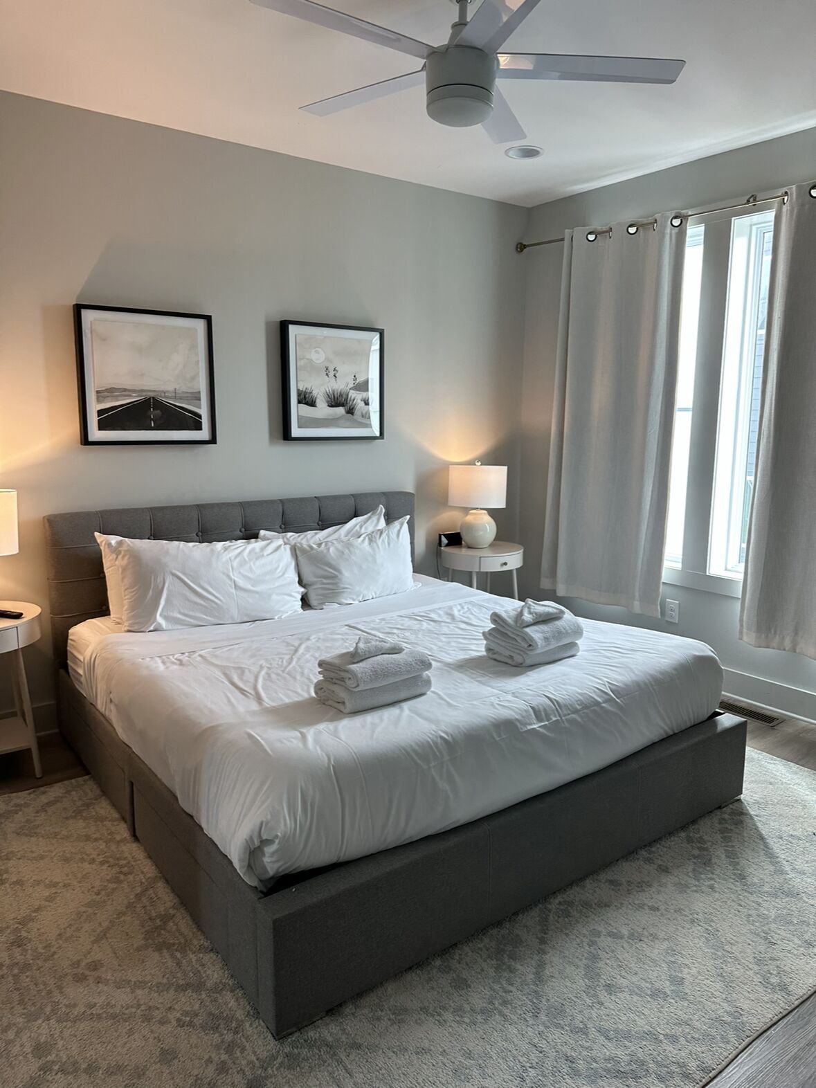 4 bedrooms, iron/ironing board, WiFi, bed sheets