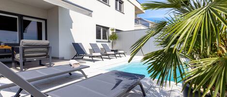 House | Pool | Outdoor pool